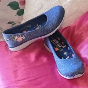 NWOT Skechers Microburst - Botanical Paradise Memory Foam Slip-on Women's Size 7